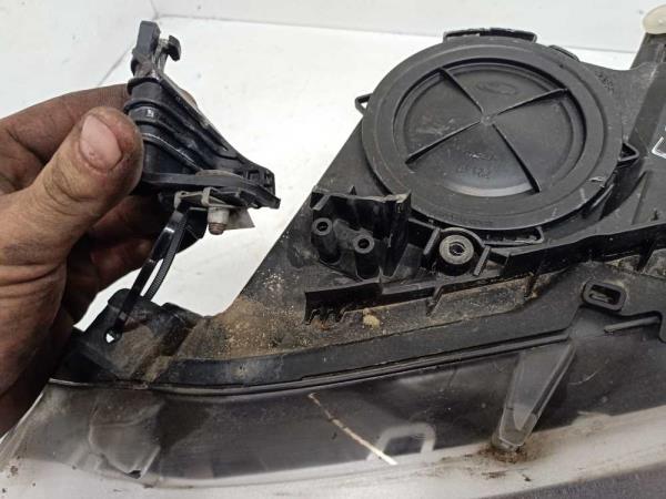 PHARE GAUCHE BMW SERIE 3 F30 / F31 2012-2015 - Vue 4